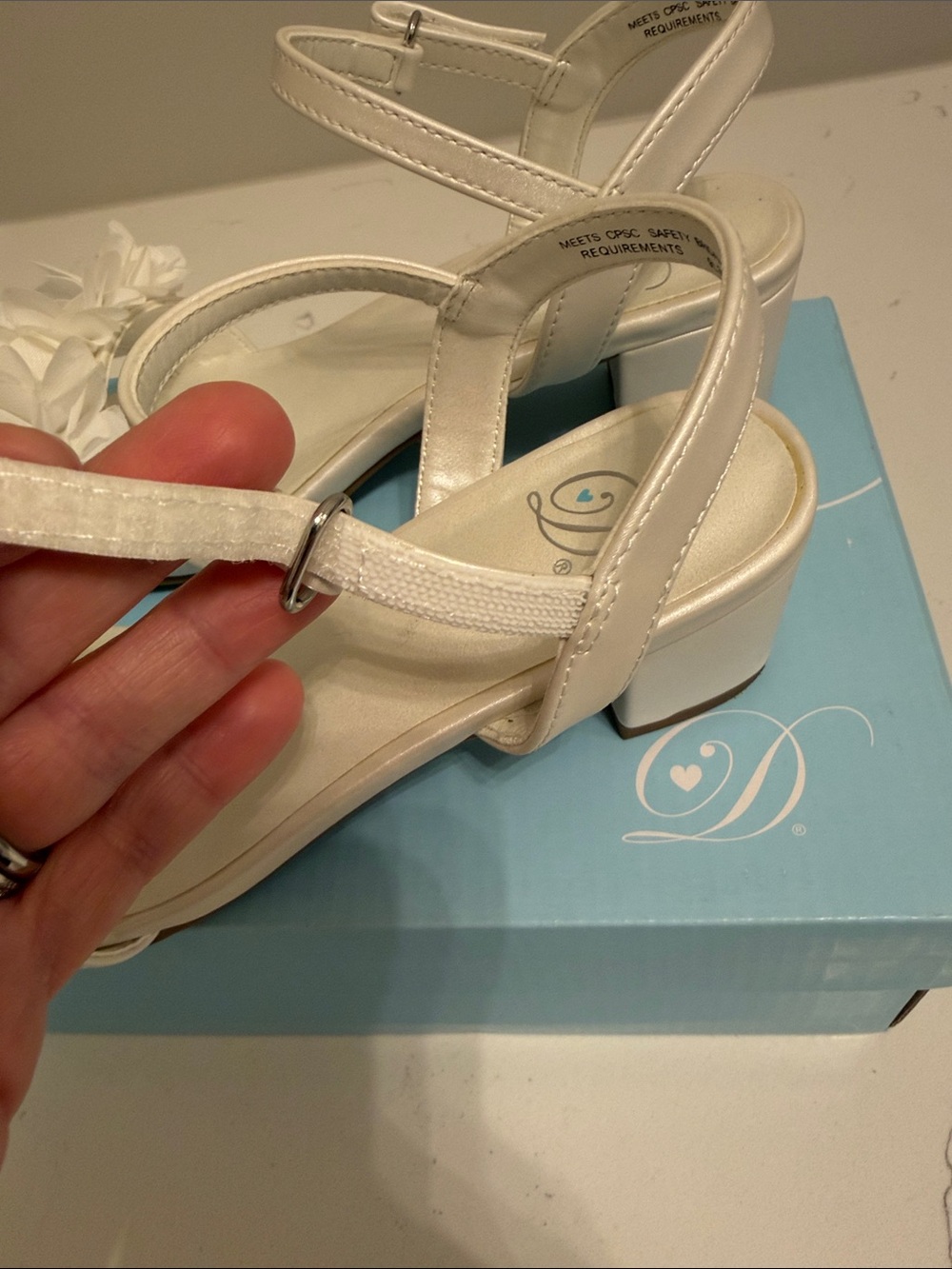 Girls White Floral Ankle-Strap Sandals - Picture 3 of 7